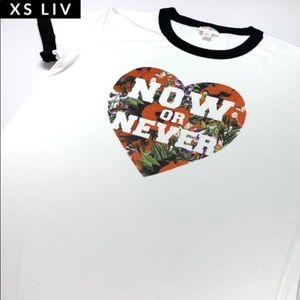 Brand New LuLaRoe XS Liv Top